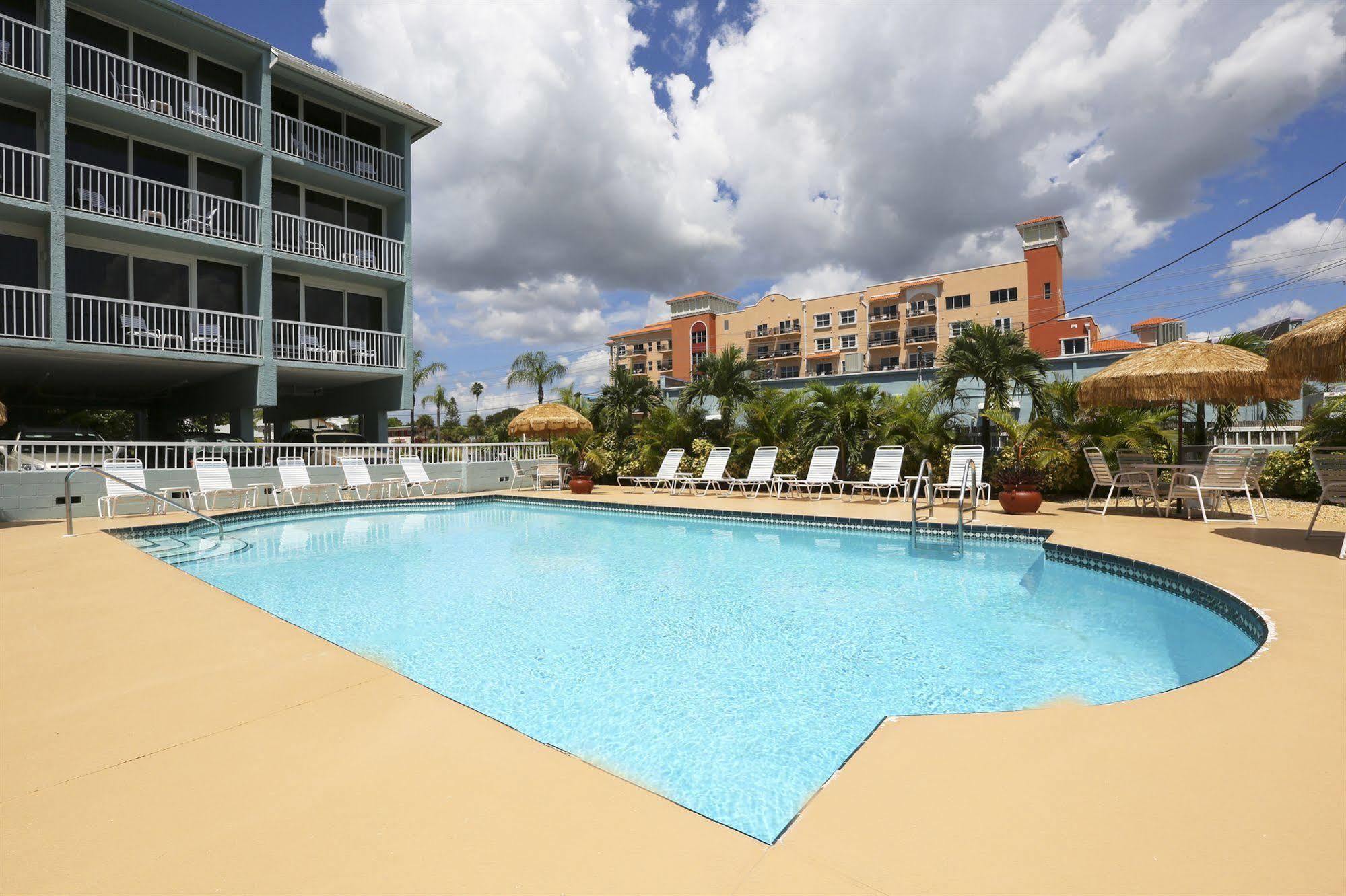 Barefoot Beach Club St. Pete Beach Εξωτερικό φωτογραφία