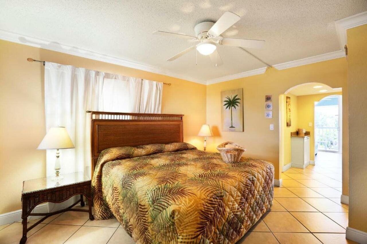 Barefoot Beach Club St. Pete Beach Εξωτερικό φωτογραφία